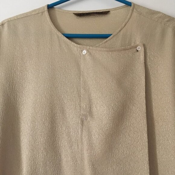 Vintage LEON MAX Embossed Pattern Hammered Silk Boxy Blouse L - Picture 2 of 4
